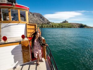 Boat tours waterton Large