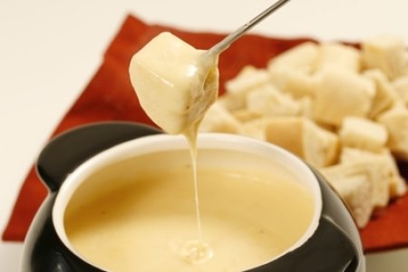 Swiss cheese fondue recipe photo