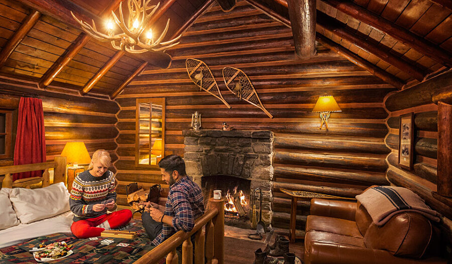 Storm Mountain Lodge & Cabins