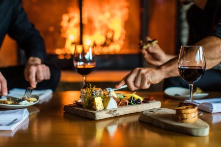 Juniper Bistro Apres Ski Lounge
