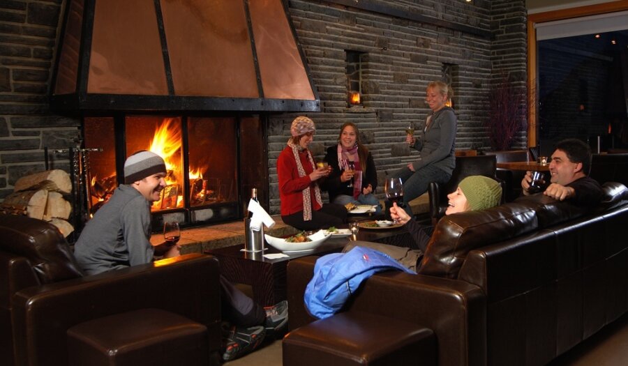 Juniper Bistro Apres Ski Lounge