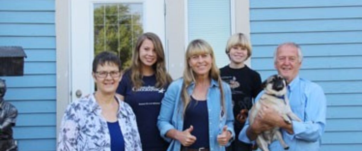 Irwin family visit at Heartwook Inn in Drumheller