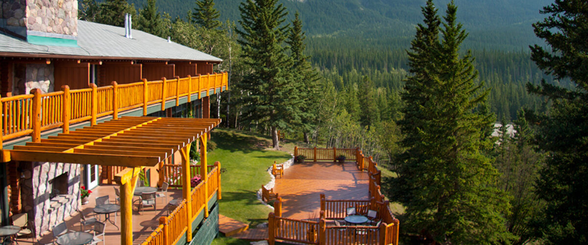 Exterior of Overlander Mountain Lodge near Jasper