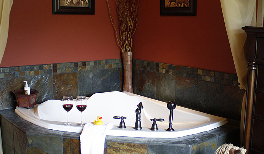 Stables tub